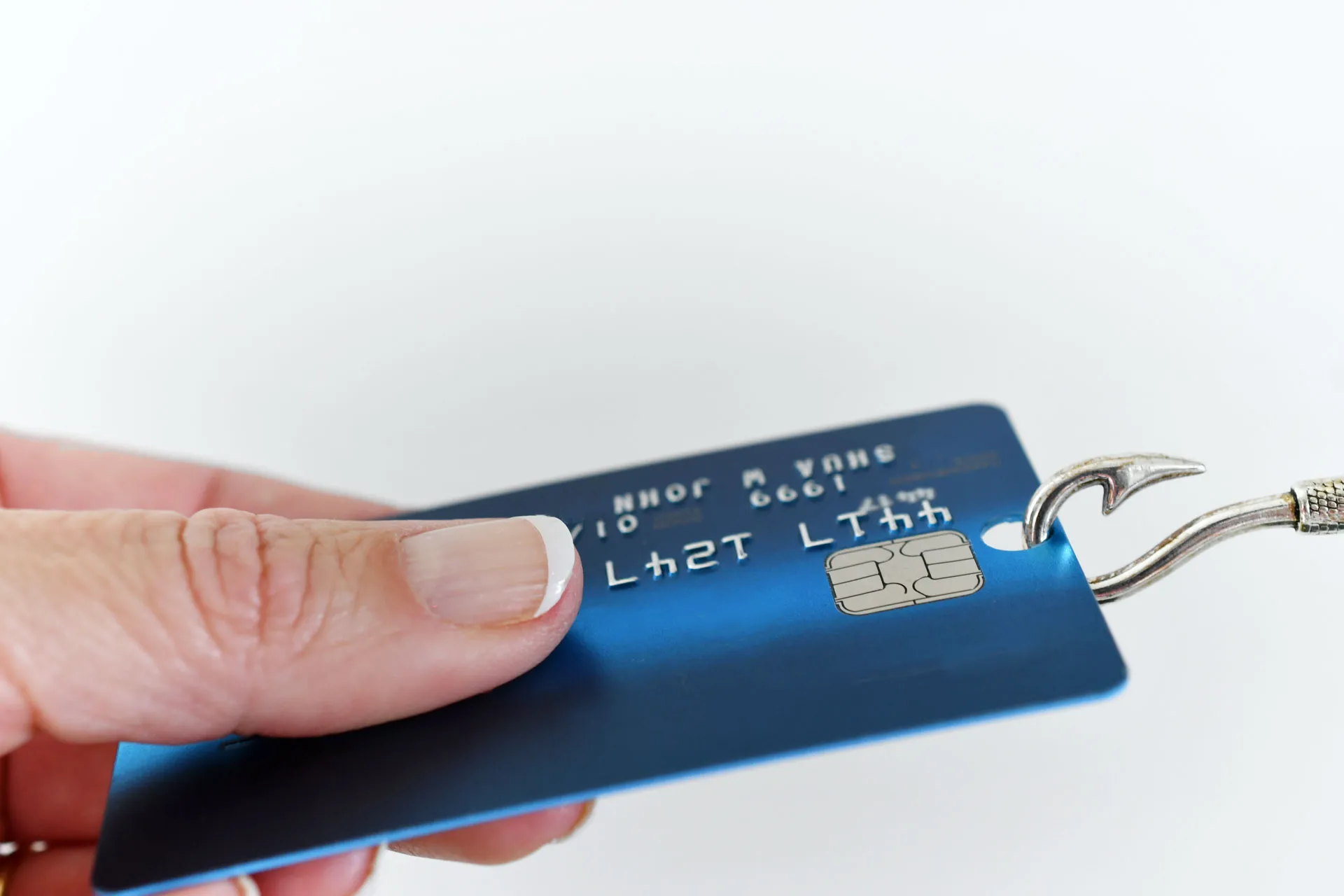 protect your payment details from fraudsters bank claim on the phone.