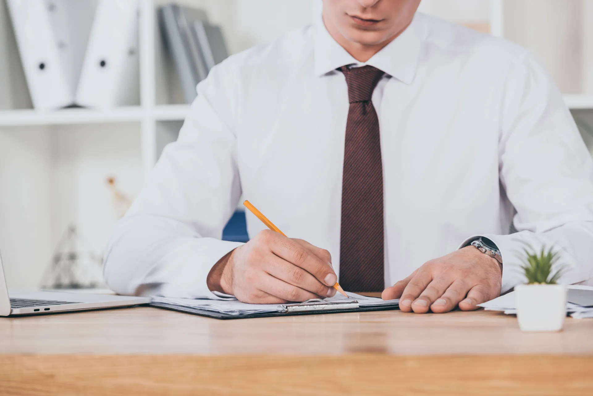 many owner's forum owners can help you spot fake reviews