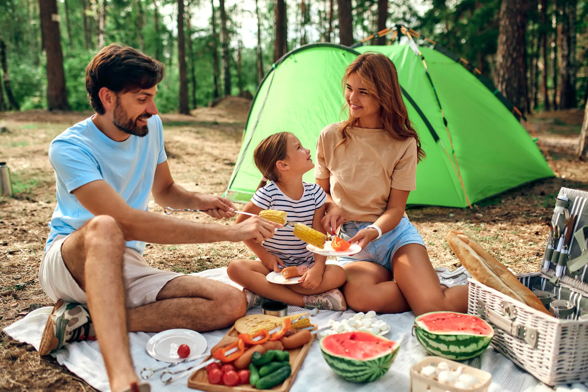 a family what used viator tour bookings and ignored red flags of paid review sites.
