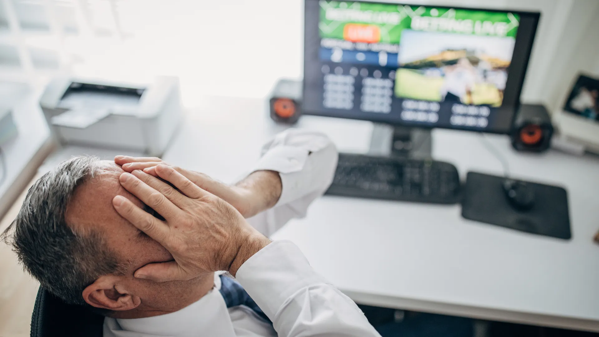 Some sports betting scams are perpetrated by betting syndicates, where syndicate members use insider knowledge to make winning bets, but not all syndicates are legitimate.
