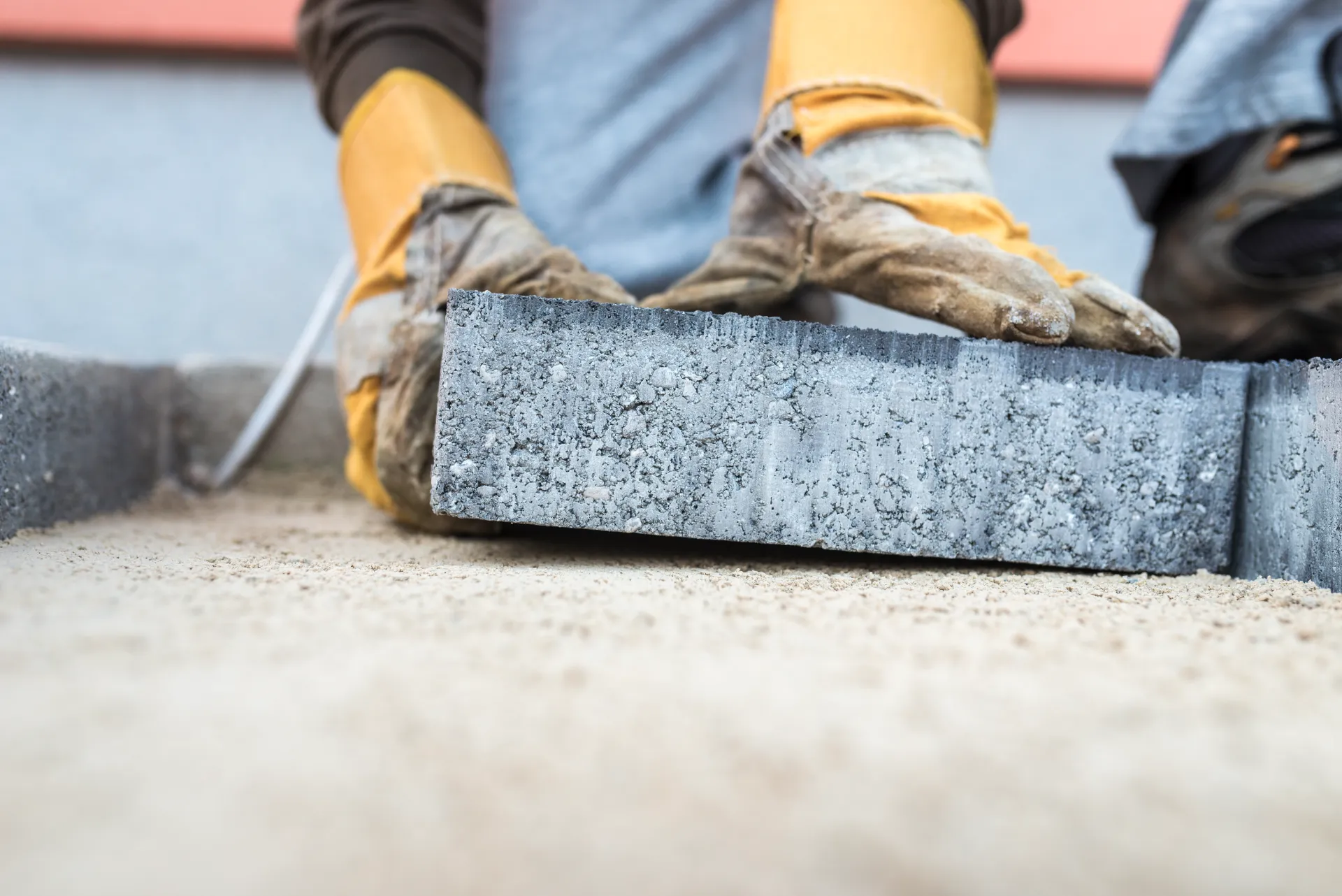 a contractor companies trying to get a job and steal materials from a house. Stay safe online. 