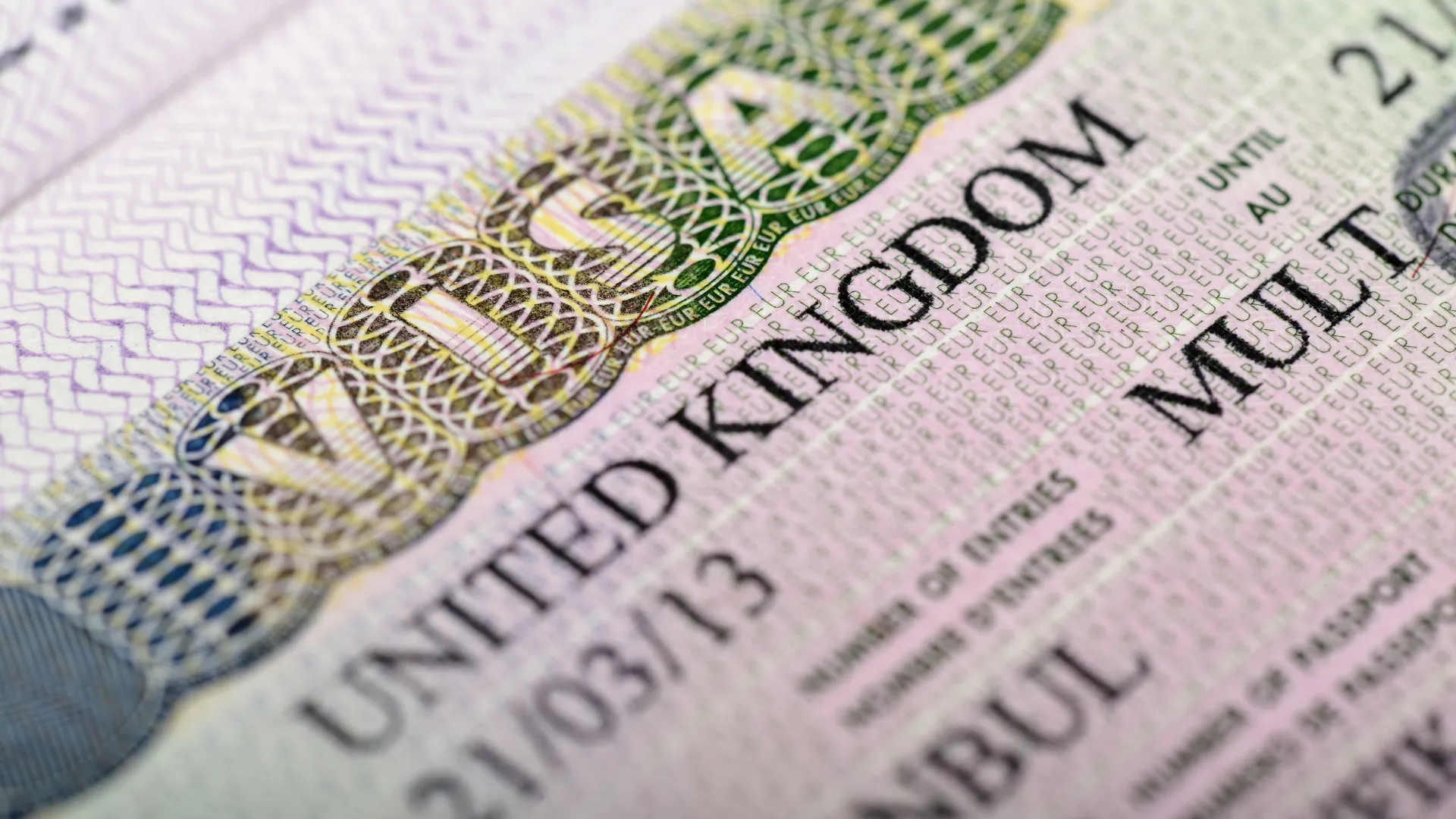 warning uk travellers